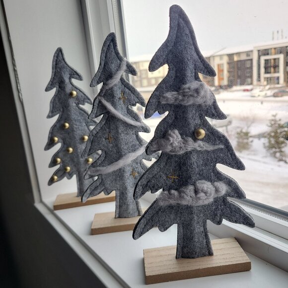 Handmade Felt Christmas Trees – Set of 3 | Scandinavian Winter Décor | Minimalis - Picture 2 of 9